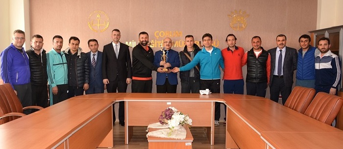 İL MİLLİ EĞİTİM VOLEYBOL’DA ŞAMPİYON OLDU