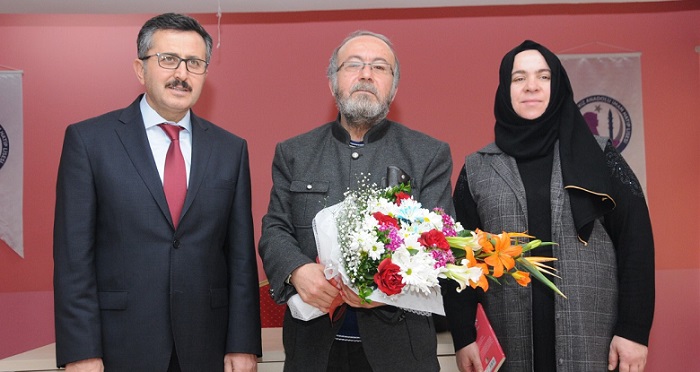 ÜNLÜ ŞAİRLER ÖĞRENCİLERLE BULUŞTU