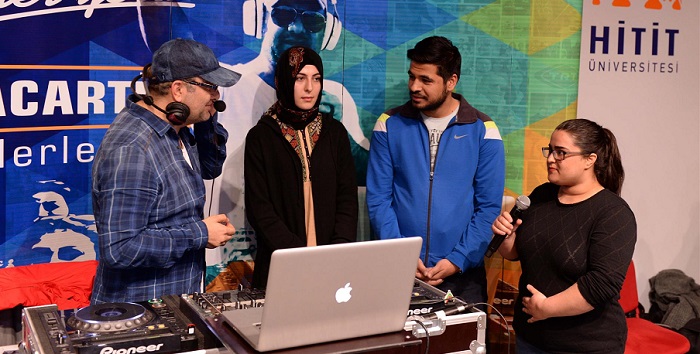 Hitit Üniversitesi TRT Fm’de Canlı Yayındaydı