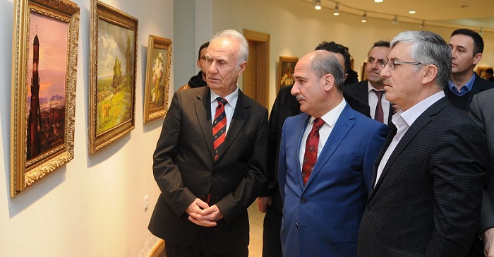 ÜNLÜ RESSAM ÇORUM’DA SERGİ AÇTI
