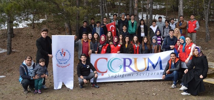 Gençlik Merkezi Gençlerinde Doğa Yürüyüşü