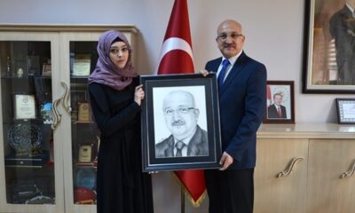 IRAKLI KURSİYERDEN BÜYÜK’E HEDİYE