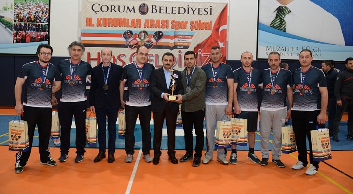 KURUMLARARASI SPOR ŞÖLENİ SONA ERDİ
