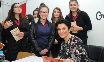 YAZAR MEHTAP ALTAN ÖĞRENCİLERLE BULUŞTU