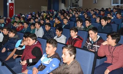 TEOG ÖĞRENCİLERİNE MOTİVASYON SEMİNERİ