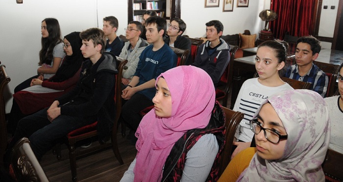ÖĞRENCİLERE SOSYAL MEDYA SEMİNERİ