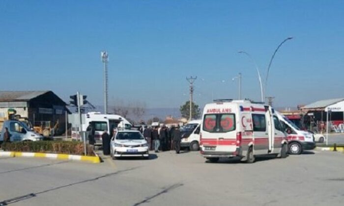 ÇORUM’DA TRAFİK KAZASI: 7 YARALI