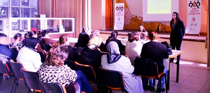 Aile Eğitim Programları Devam Ediyor
