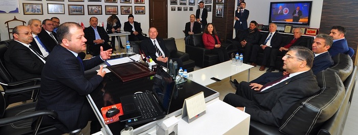 Kamil Okyay Sındır’dan TSO’ya ziyaret