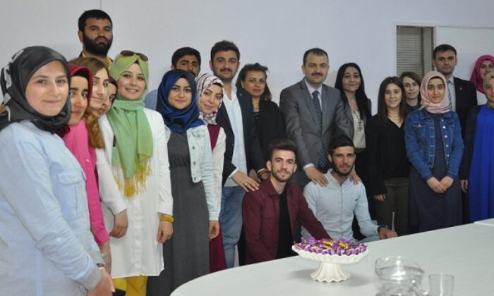 GENÇ İYİLİK KULÜBÜNÜ ZİYARET ETTİLER