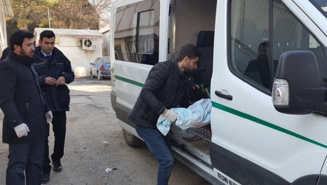 EVİNDE ÖLÜ BULUNDU