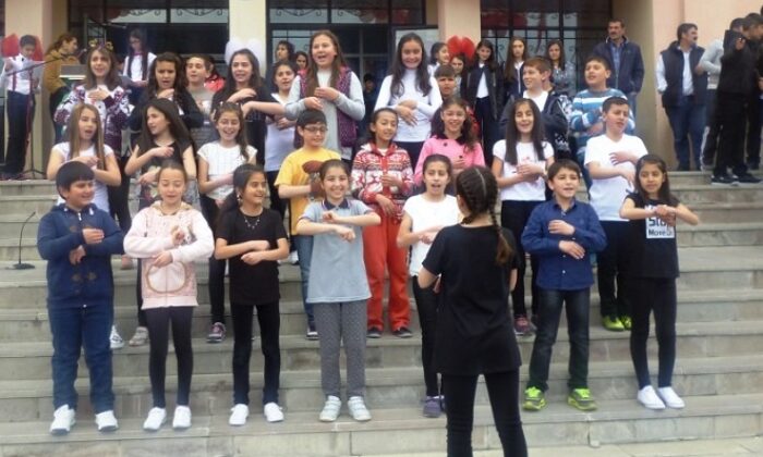 YUNUS EMRE’DE 23 NİSAN COŞKUSU