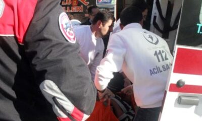 CADDEDE BIÇAKLAYIP KAÇTI