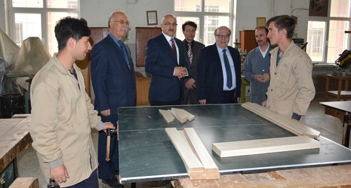 MÜSTEŞAR YARDIMCISI İNCELEMELERDE BULUNDU