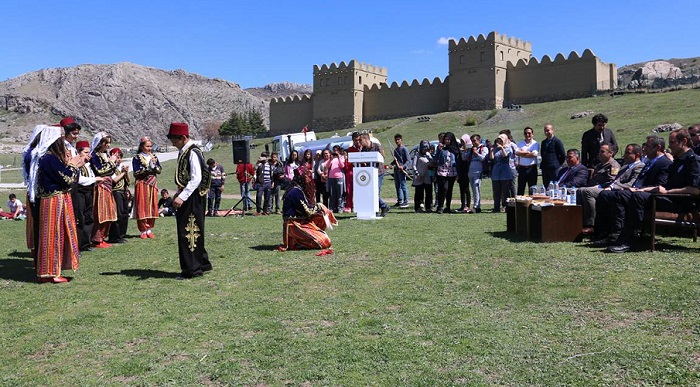HATTUŞA’DA TURİZM HAFTASI KUTLANDI