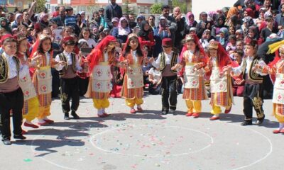 MİNİKLER 23 NİSANI COŞKUYLA KUTLADI