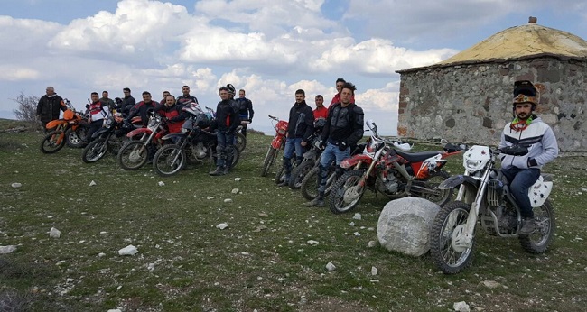 MOTOKROS TUTKUNLARI AYGAR DAĞINDA