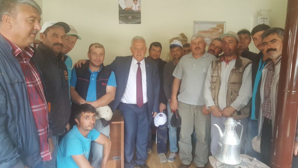 OĞUZLAR’DA İŞÇİLERİN YÜZÜ GÜLDÜ