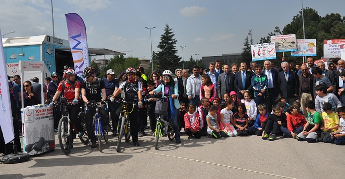 SAĞLIK İÇİN HAREKET ETTİLER