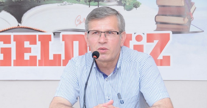 KUMSUZ ÖĞRENCİLERLE SÖYLEŞİ YAPTI