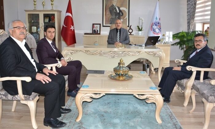 GENÇ BAŞKAN BÜYÜK’TEN DESTEK İSTEDİ