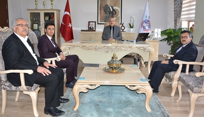 GENÇ BAŞKAN BÜYÜK’TEN DESTEK İSTEDİ