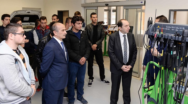 ÜNİVERSİTENİN OTOMOTİV ATÖLYESİ BÜYÜDÜ