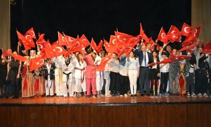 ORTAOKULLARDAN ORTAK YIL SONU PROGRAMI