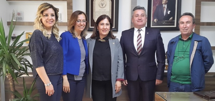 MESLEKTAŞLARININ GÜNÜNÜ KUTLADI