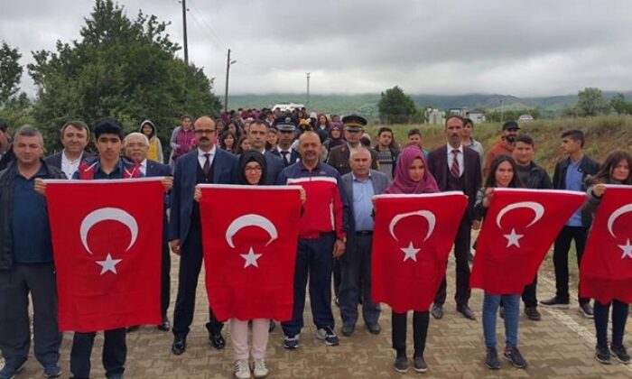ORTAKÖY’DE ŞAPİNUVA GENÇLİK YÜRÜYÜŞÜ