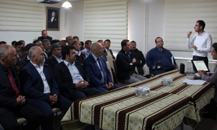 MECİTÖZÜ SÜT ÜRETİCİLERİ BİLGİLENDİRİLDİ