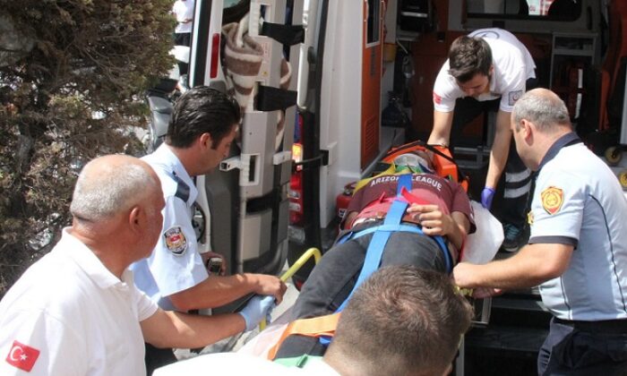 YEDİKLERİ MANTARDAN ZEHİRLENDİLER