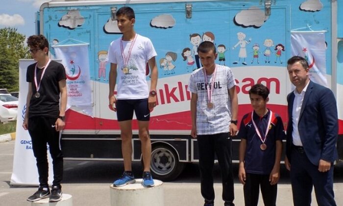 BAĞIMLI OLMA ÖZGÜR OL KOŞUSU