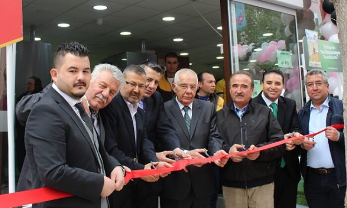 BAHÇELİ GIDANIN YENİ ŞUBESİ AÇILDI