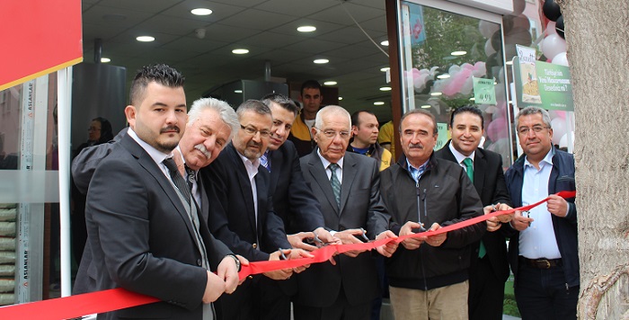 BAHÇELİ GIDANIN YENİ ŞUBESİ AÇILDI
