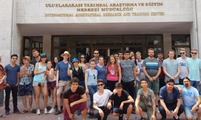 MEHMETÇİK LİSESİNDEN İZMİR’E TEKNİK GEZİ