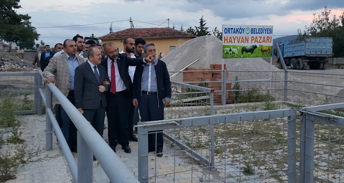 KARADAĞ’DAN BAŞKAN İSBİR’E ÖVGÜ