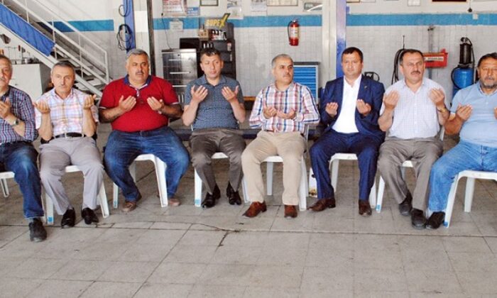 BİRLİK BERABERLİK İÇİN DUA ETTİ