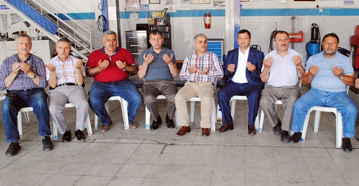 BİRLİK BERABERLİK İÇİN DUA ETTİ