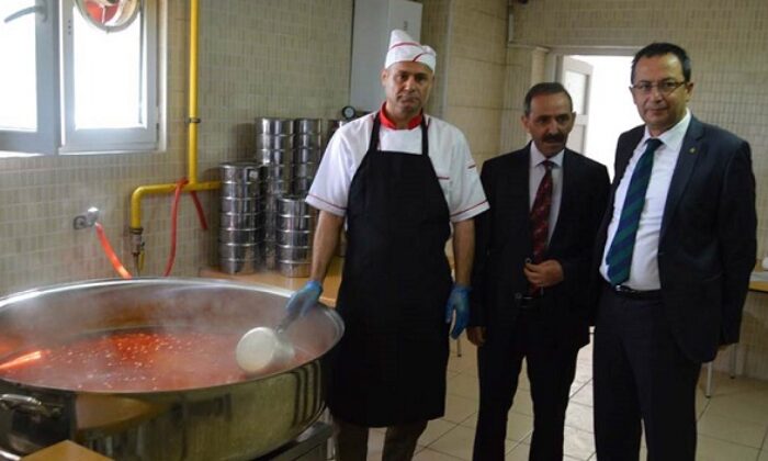 GÜNLÜK BİN KİŞİYE SICAK YEMEK