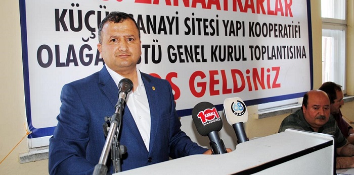 ZANAATKARLAR BAŞKANININ YANINDA
