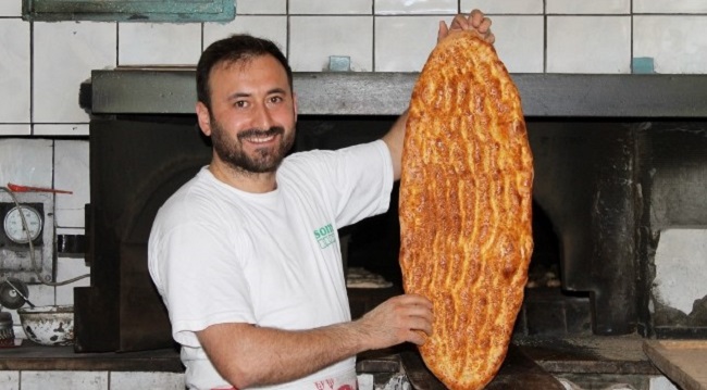 KARGI’NIN MEŞHUR RAMAZAN PİDESİ
