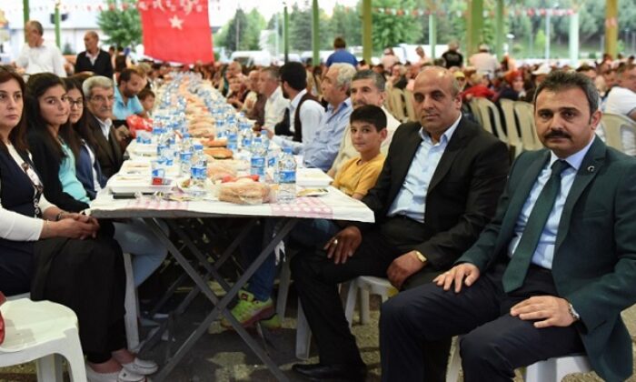 MİMARSİNAN’DA 5 BİN KİŞİLİK İFTAR
