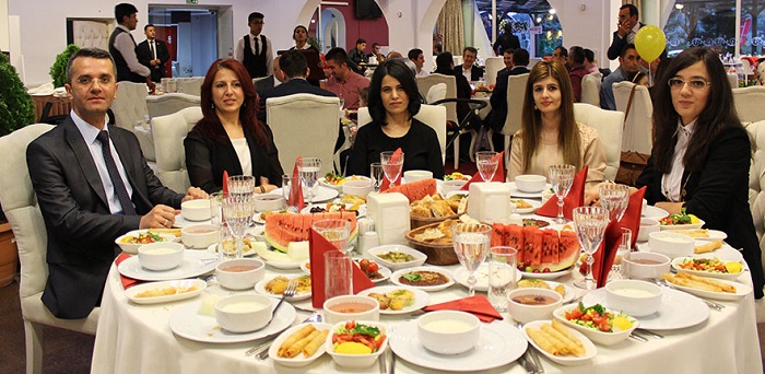 HAKİM VE SAVCILARA VEDA YEMEĞİ