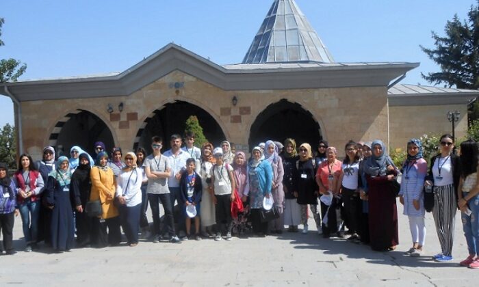 YETİM ÇOCUKLAR NEVŞEHİR’İ GEZDİ