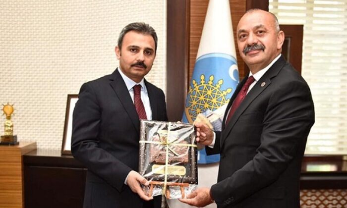 KÜLCÜ’DEN ASFALT SÖZÜ ALDI