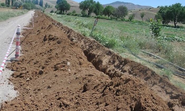 İÇME SUYU ÇALIŞMALARI DEVAM EDİYOR