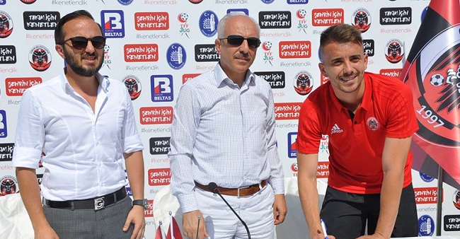 KAHRAMAN’DA ÇORUM BELEDİYESPOR’DA