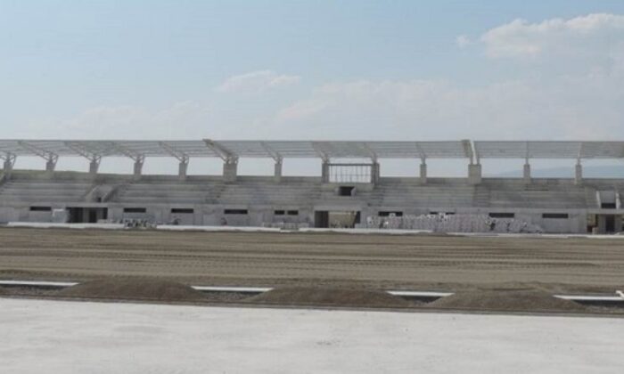 ULUSLARARASI ATLETİZM PİSTİ YAPILIYOR