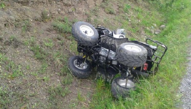 ATV MOTORU İLE DUVARA ÇARPTI